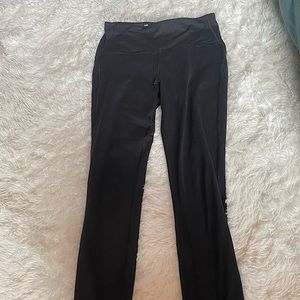 plain black leggings!